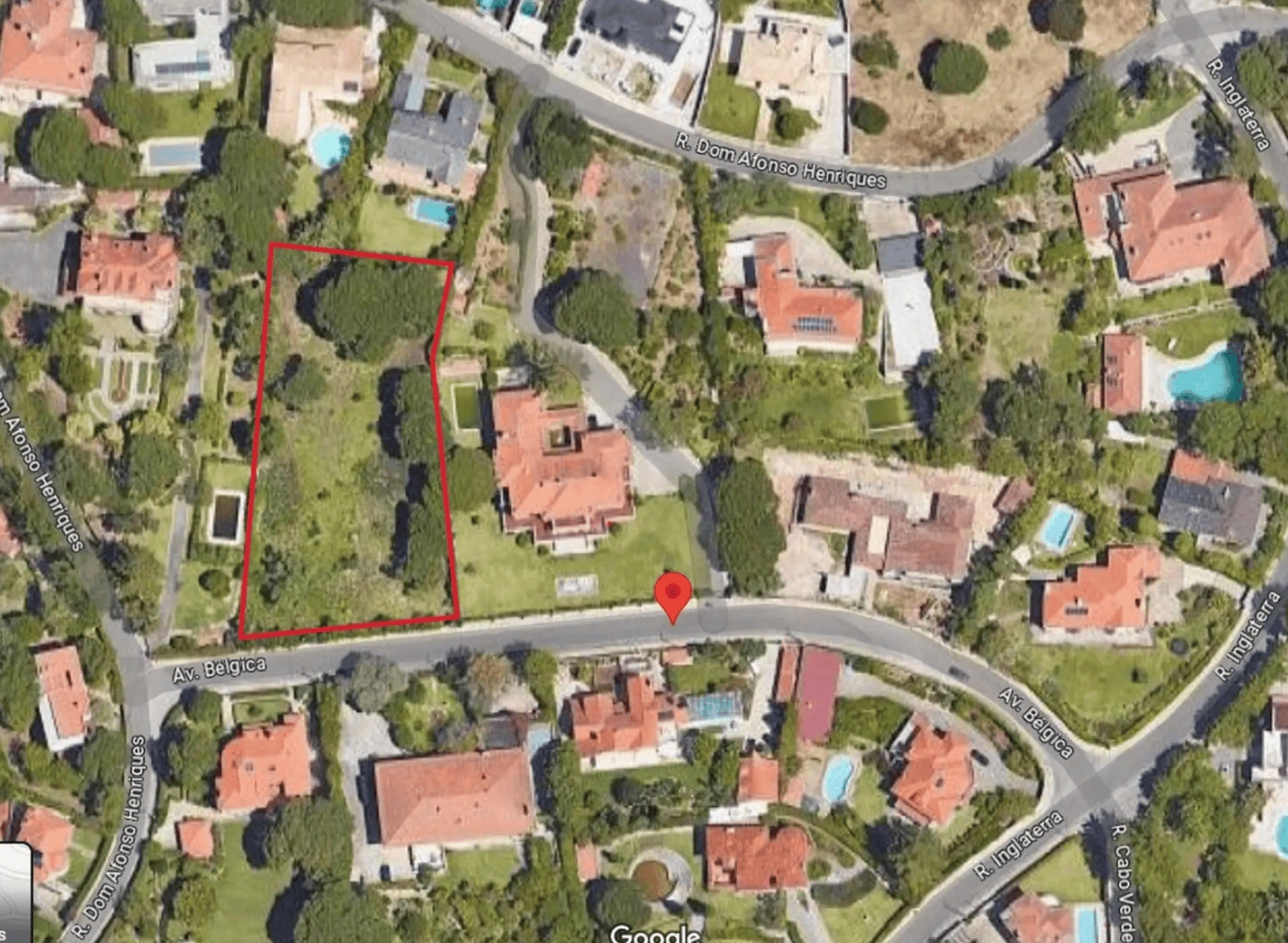 Residential plot in Estoril, Portugal