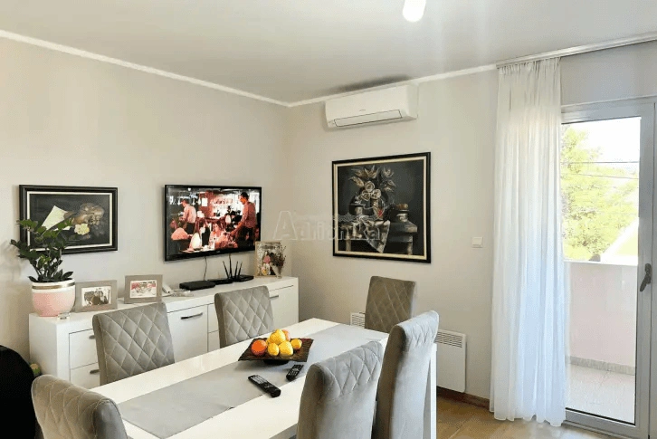Cozy 1+1 apartment with sea views in Kotor