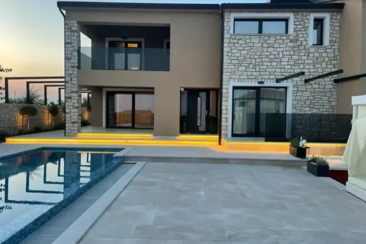 Magnificent villa with a view of nature of 146.42 m2, on the Istrian peninsula