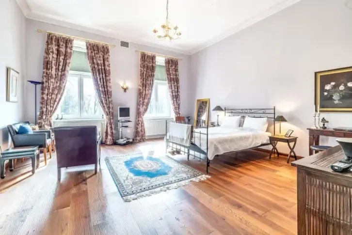 Apartamento en el casco histórico de Zagreb con vista al Jardín Botánico - 800,000 €