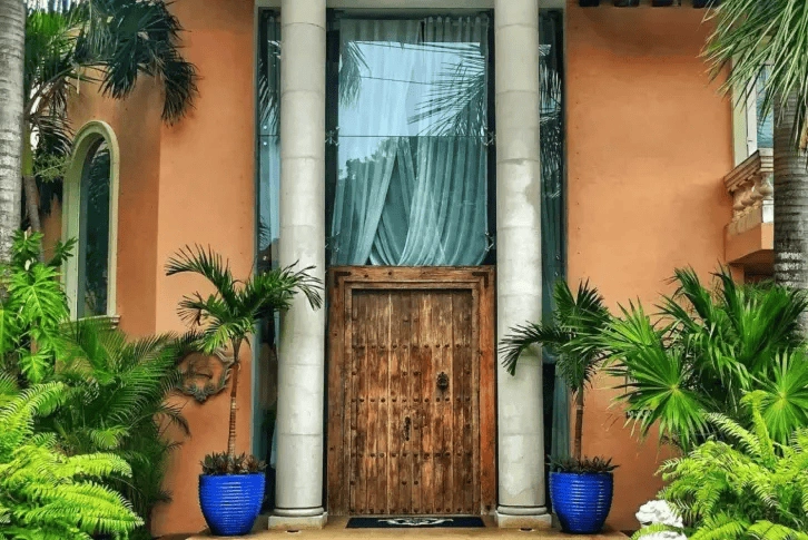 اشترِ فيلا فاخرة من المالك في بورتو أفينتورا مقابل 1500k $ ✅