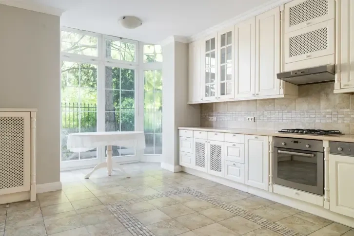 مسكن بمساحة 506 m2 في وسط وارسو