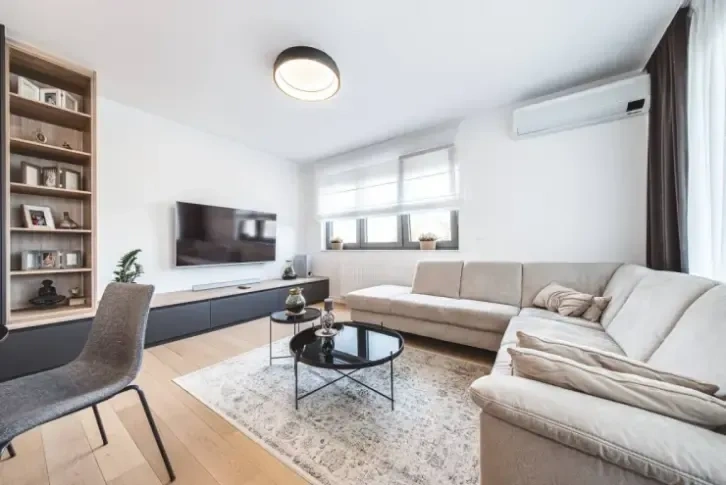 Four-bedroom apartment in Vrbani