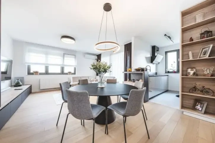 Four-bedroom apartment in Vrbani