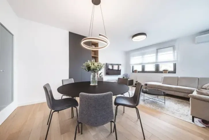 Four-bedroom apartment in Vrbani