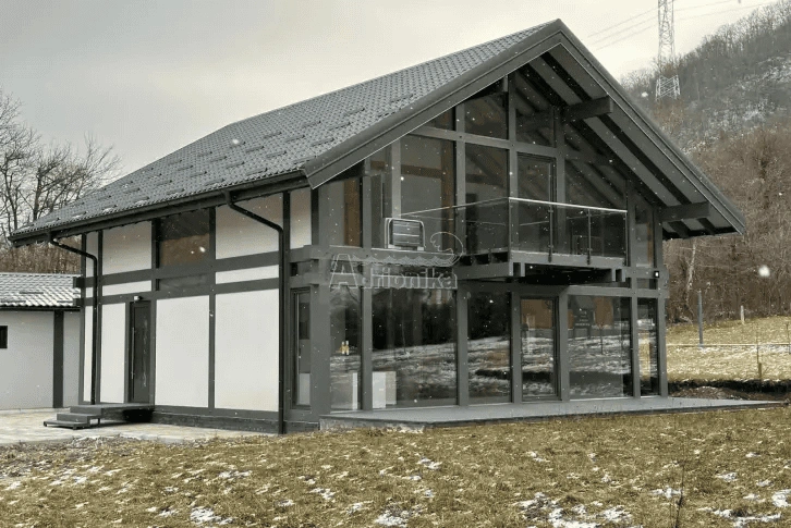 Magnificent 4+1 villa in the quiet village of Drijenak, Kolasin