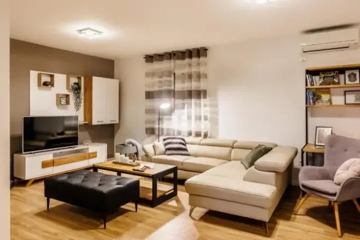 Magnificent villa of 180 sq.m on the island of Istria, 4500 m from the beaches