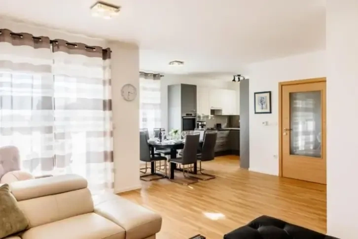 Magnificent villa of 180 sq.m on the island of Istria, 4500 m from the beaches