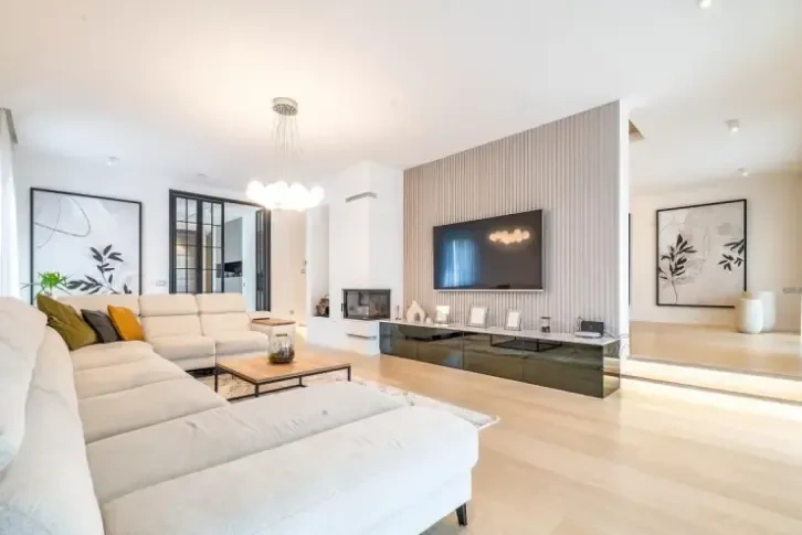 Villa with a plot in the prestigious area of Redkovec, Zagreb