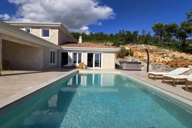 Villa in picturesque Jadranovo 900 meters from the beach, Croatia