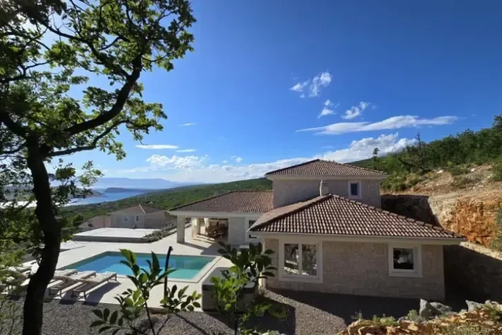 Villa in picturesque Jadranovo 900 meters from the beach, Croatia