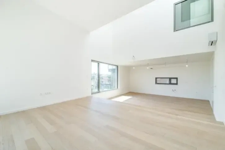 ویلا در منطقه معزز گورنی بوکواچ، زاگرب