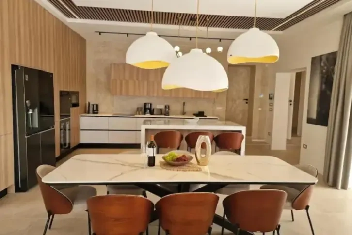 Luxury villa in the vicinity of the city of 320 sq.m in Istra, Croatia