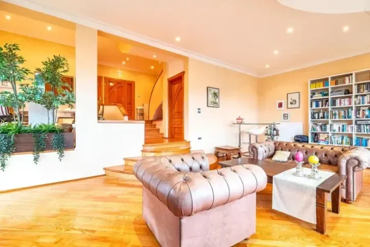 Villa in the prestigious area of Grechany, Zagreb