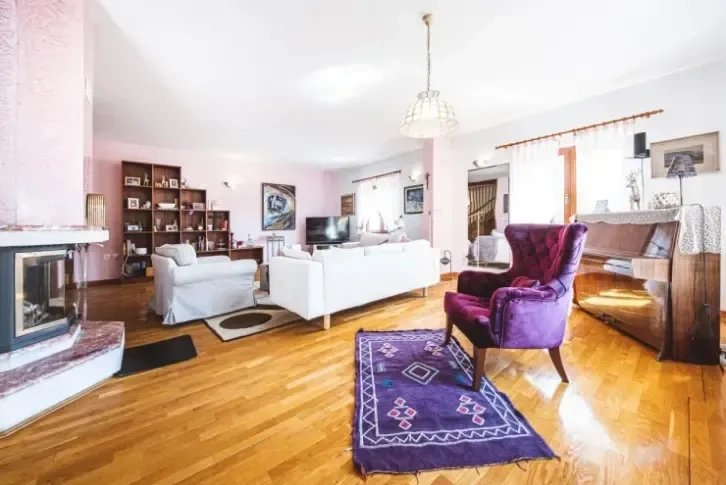 Beautiful family villa 450m2 in a quiet location, Zagreb, Croatia