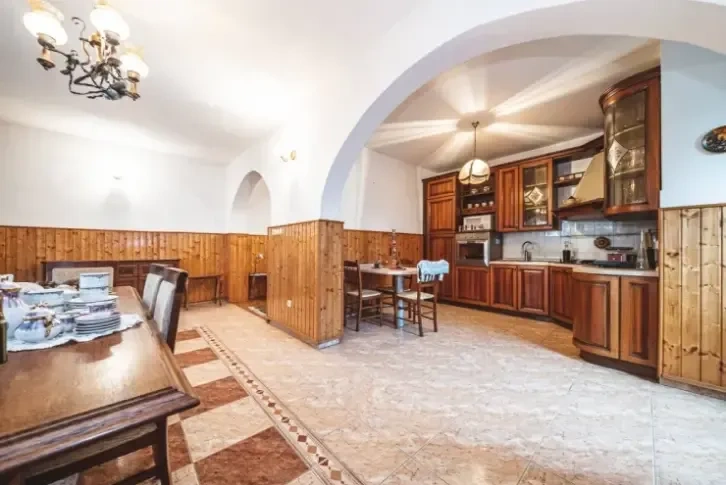 Villa 4+1 in the prestigious Botinec area of Zagreb