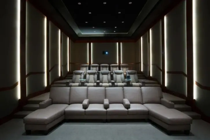 Spacious 700 m2 apartment near Surfers Paradise, Gold Coast