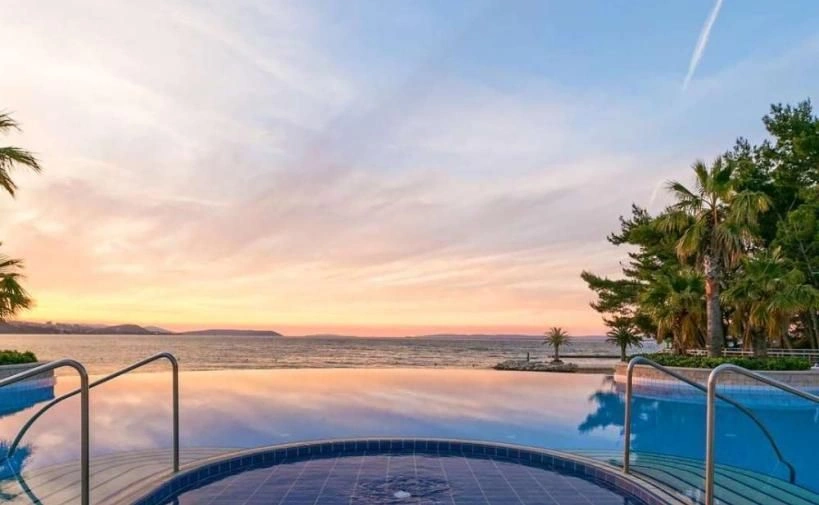 Apartment in a prestigious 5 star resort near Split