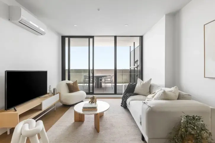 Modern 64 m2 apartment in the business district of Melbourne