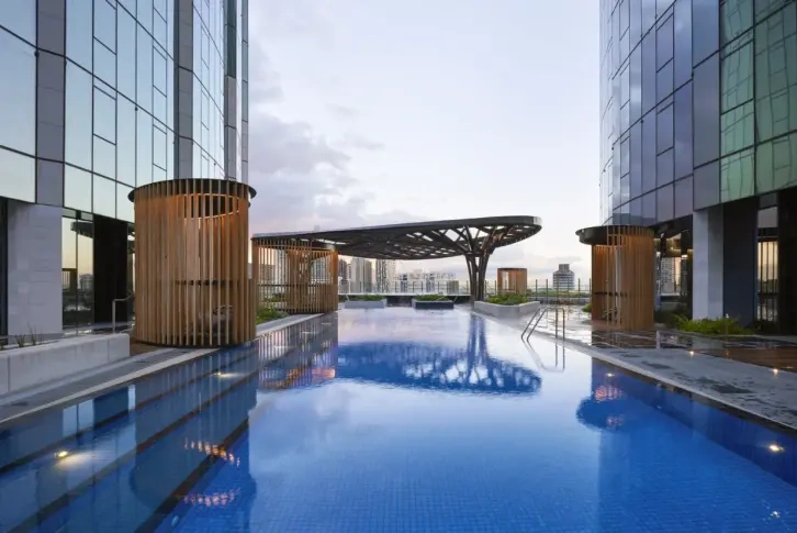 Spacious 200 m2 apartment in the South Bank area of Melbourne