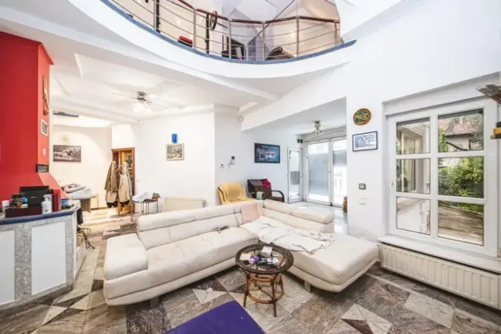 Schönes Haus mit Pool von 176 m2 in einer prestigeträchtigen Gegend von Zagreb, Kroatien