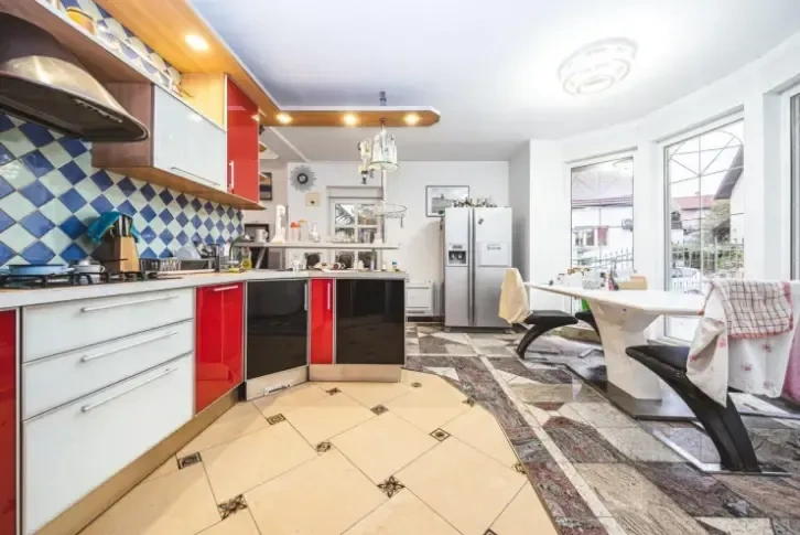 Schönes Haus mit Pool von 176 m2 in einer prestigeträchtigen Gegend von Zagreb, Kroatien