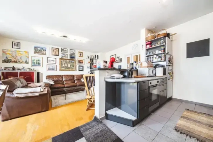 Bright two-level apartment 4+1 in Zagreb