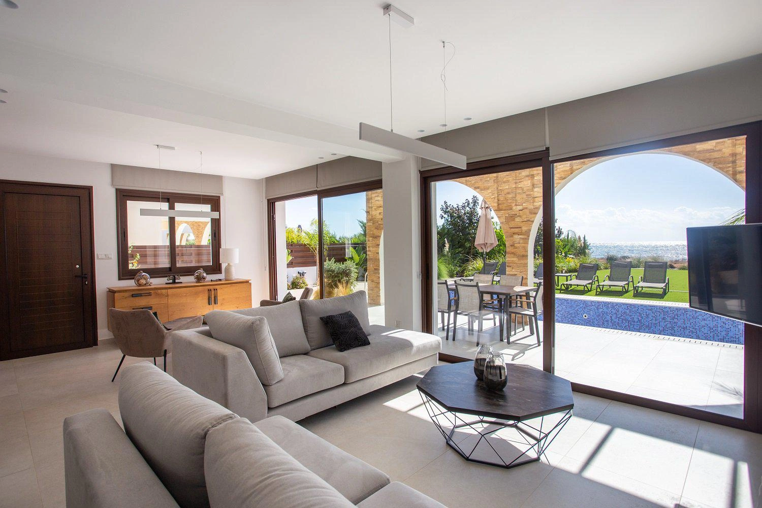 فيلات مطلة على البحر في آيا ثيكلّا، فاماغوستا، قبرص