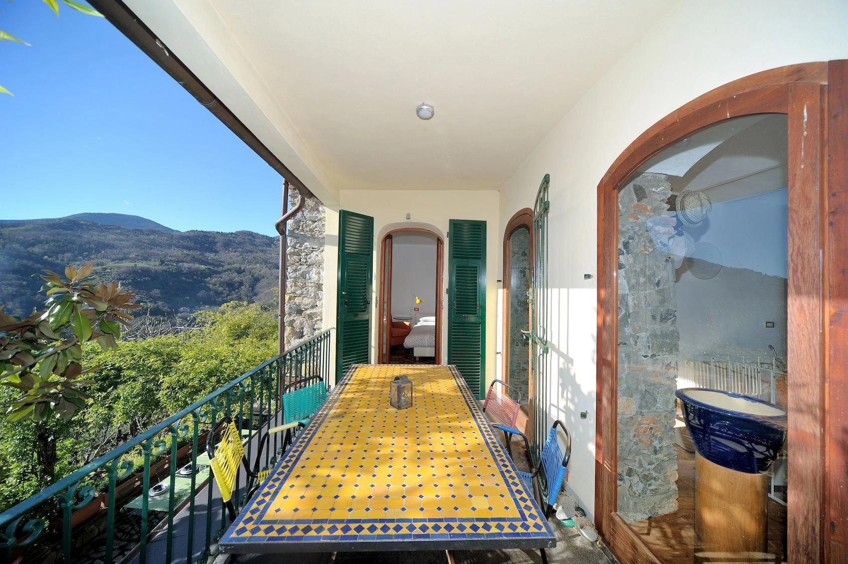 Magnificent three-story villa with sea view