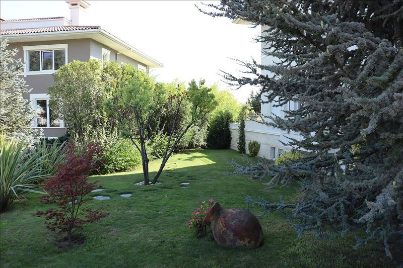 Villas in a residential complex in Istanbul, Turkiye