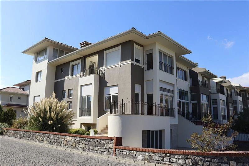 Villas in a residential complex in Istanbul, Turkiye