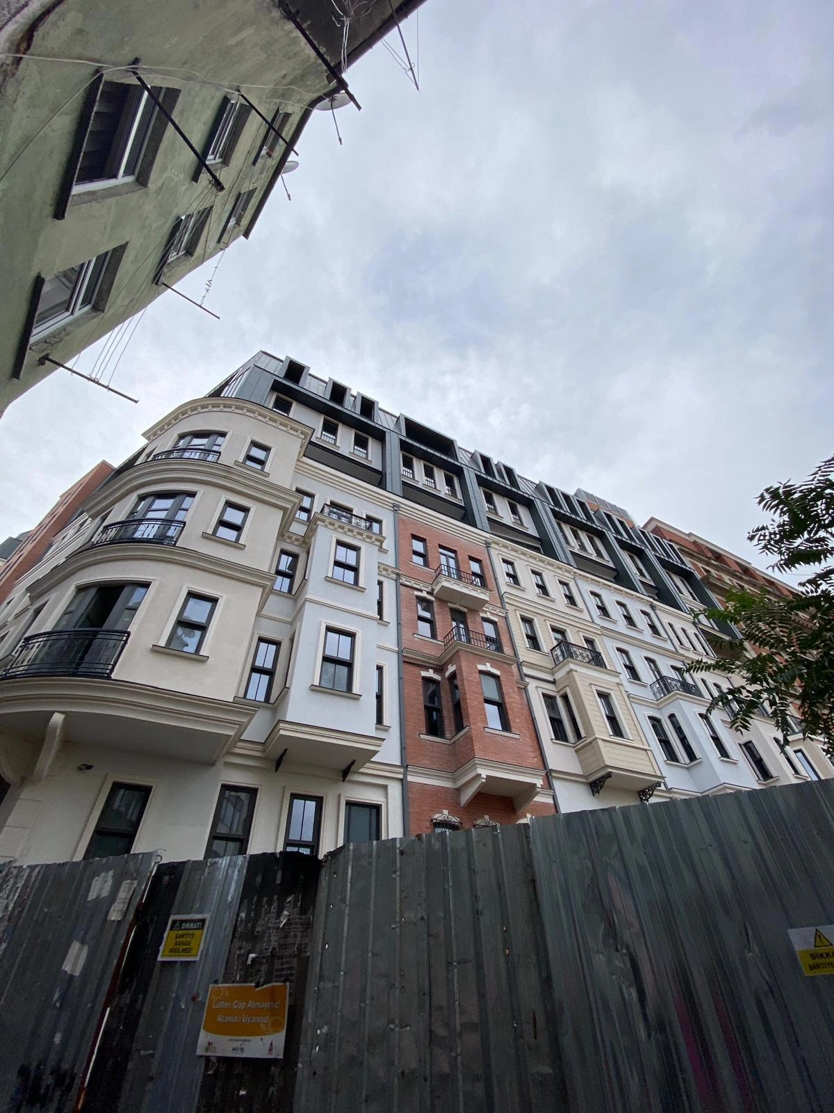 شقق في مشروع مجدد في إسطنبول، تركيا