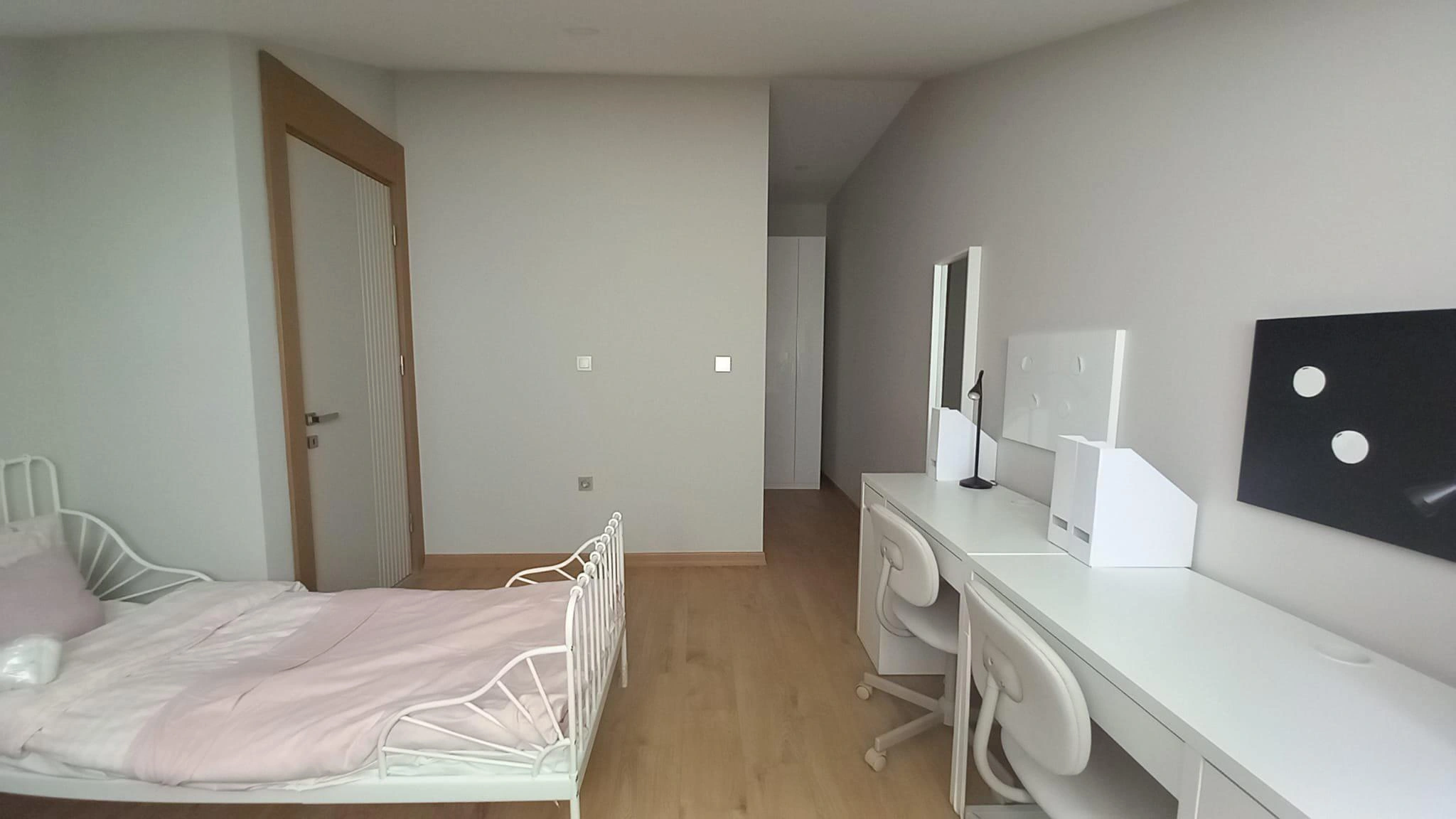 位于土耳其伊斯坦布尔的现代住宅综合体内的公寓