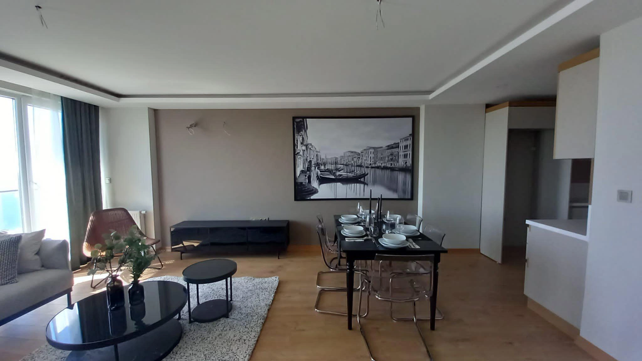 位于土耳其伊斯坦布尔的现代住宅综合体内的公寓