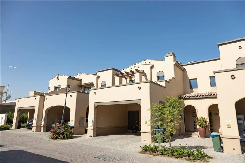 Mushrif Village 빌라, 두바이, 아랍에미리트