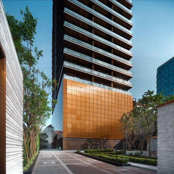 شقق في مجمّع سكني حديث في بانكوك، تايلاند