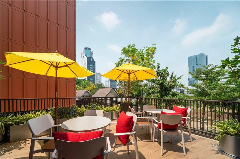 Apartments with a swimming pool in Bangkok, Thailand