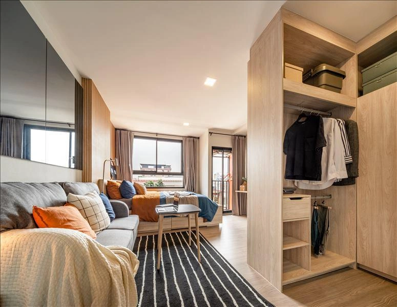 Apartments with a swimming pool in Bangkok, Thailand