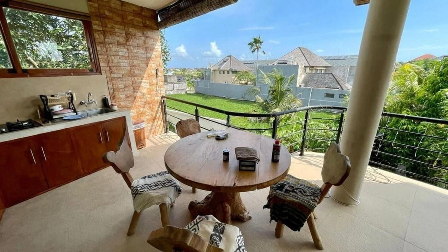 Villa 5+1 in Kuta region