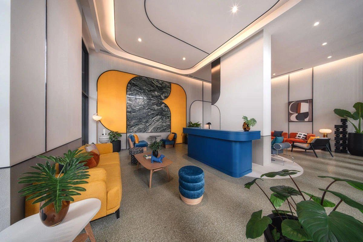 タイ・バンコクのモダンな住宅複合施設のアパート