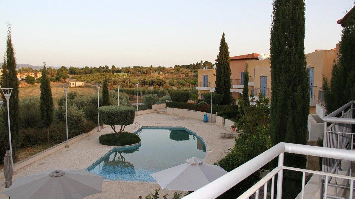 塞浦路斯帕福斯住宅小区联排别墅