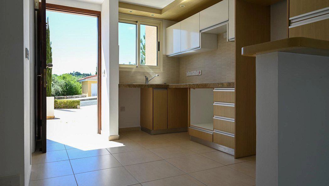 塞浦路斯帕福斯住宅小区联排别墅