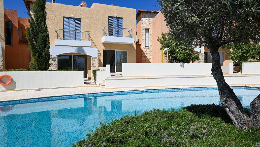 塞浦路斯帕福斯住宅小区联排别墅