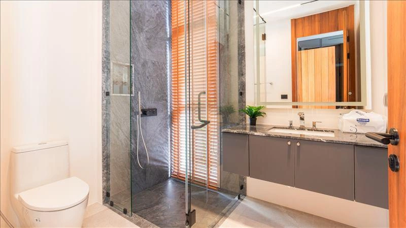 فلل في مجمّع سكني حديث في بوكيت، تايلاند