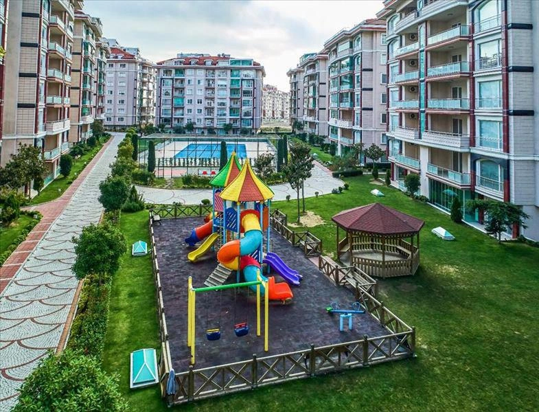 شقق في مجمع سكني قرب الشاطئ والمارينا في إسطنبول، تركيا