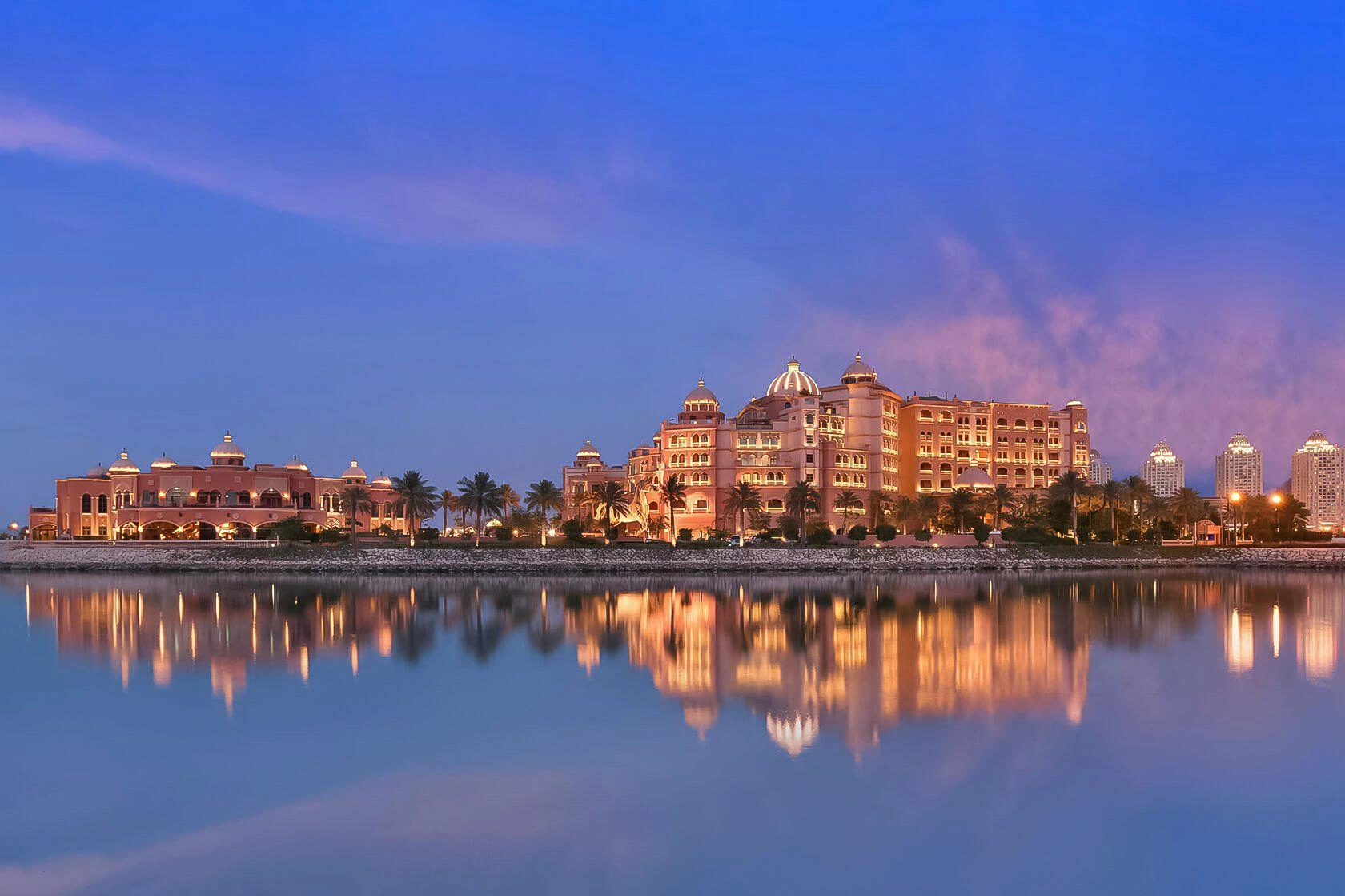 شقق فاخرة بخطة تقسيط في الدوحة، قطر