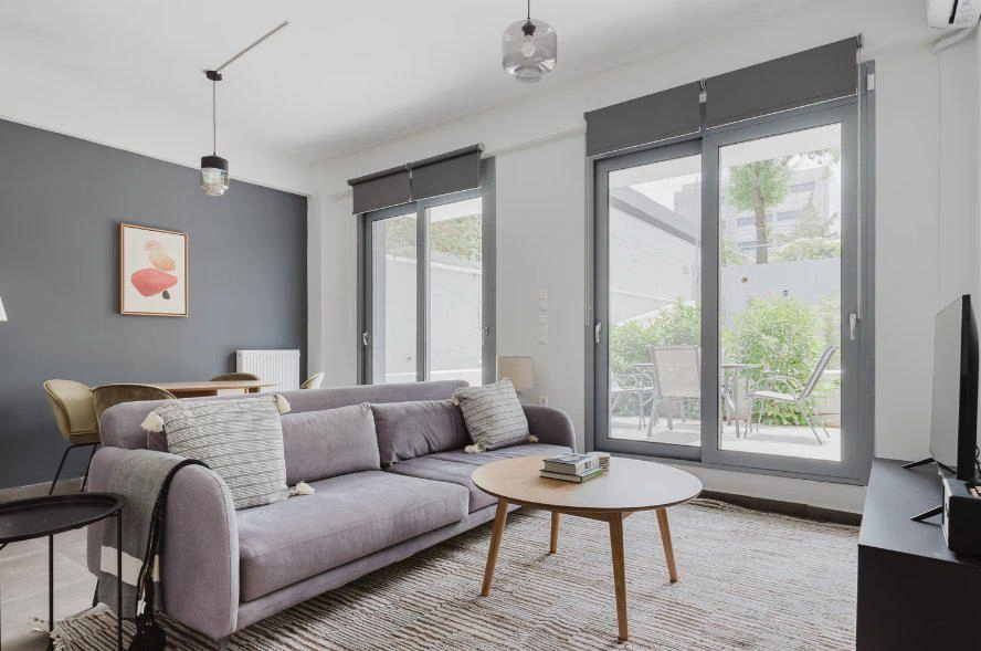 अत्तिका, ग्रीस में गारंटीकृत आय के साथ सुसज्जित अपार्टमेंट