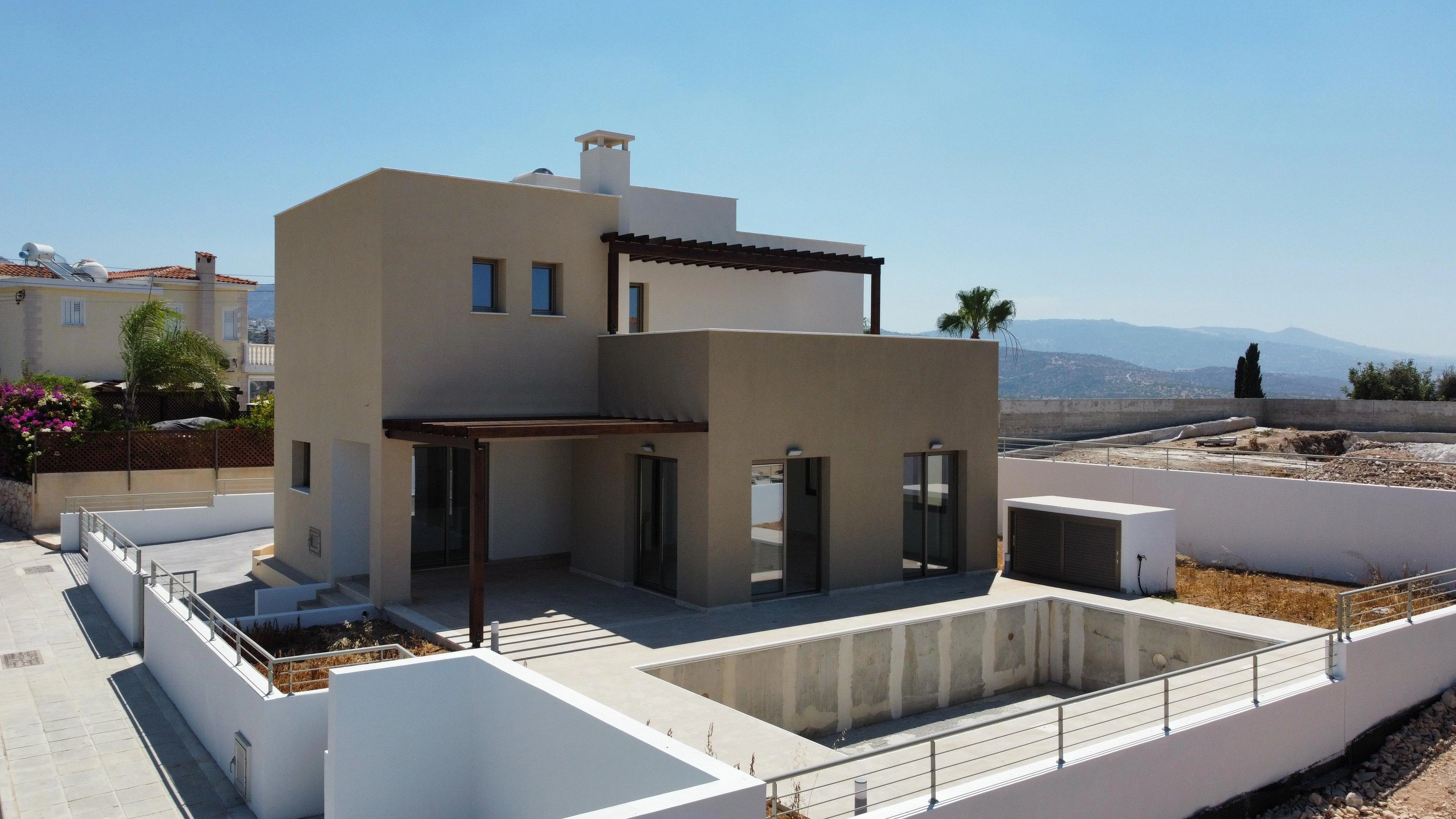 فيلات بمسابح وإطلالات بحرية بانورامية في بافوس، قبرص