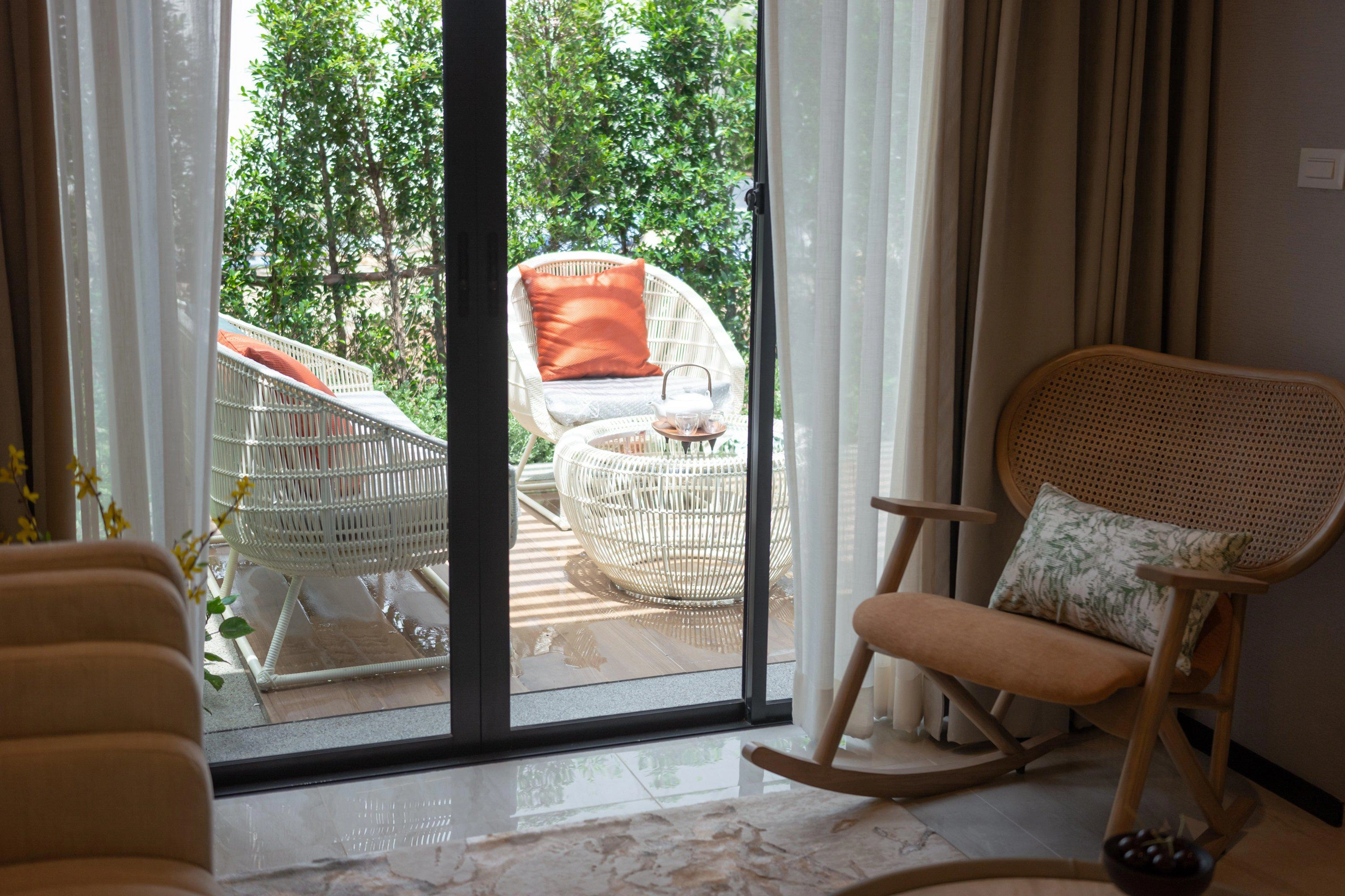 位于泰国曼谷现代住宅区的别墅