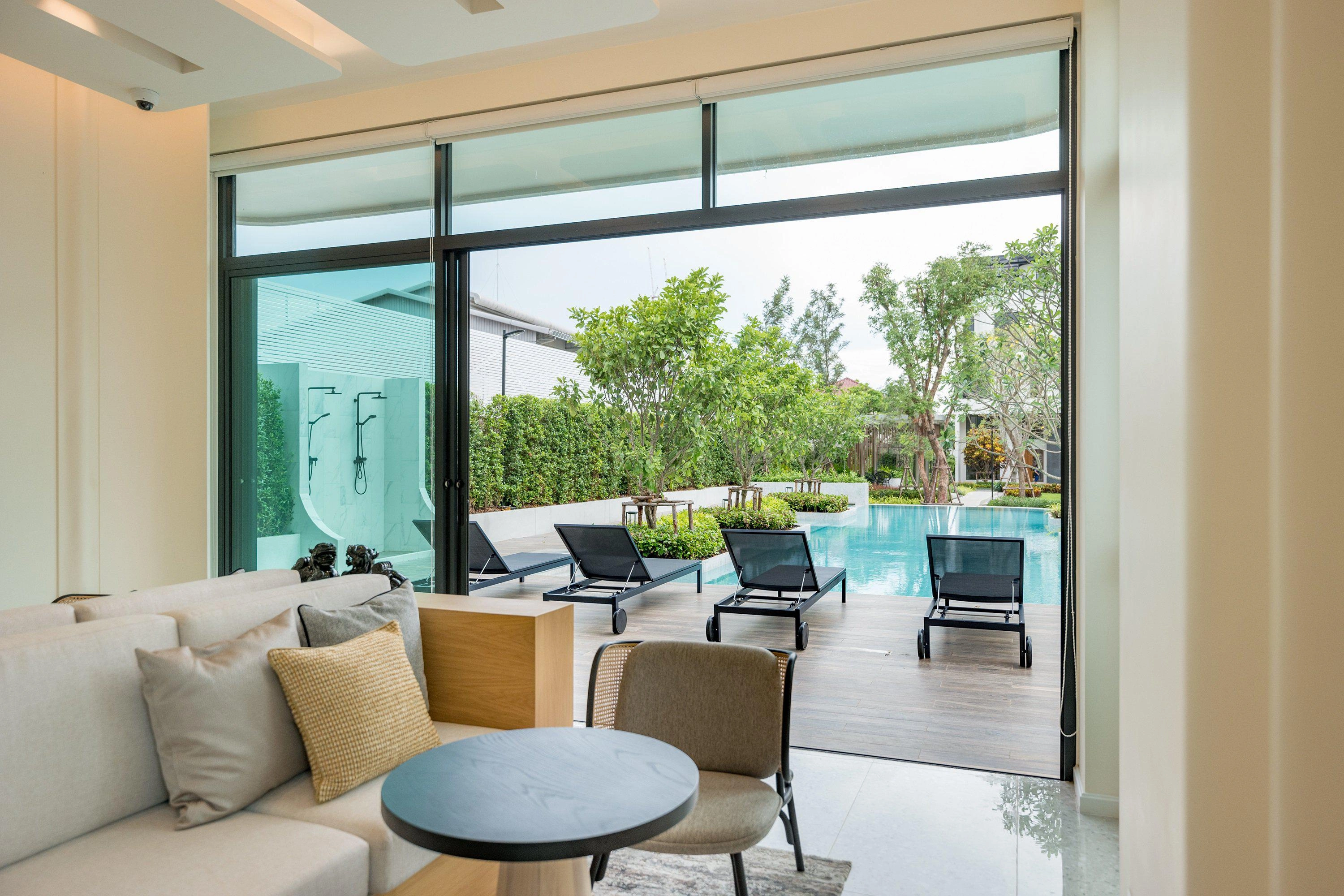 位于泰国曼谷现代住宅区的别墅